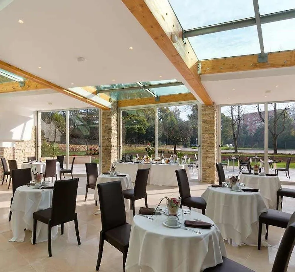 Ele Green Park Hotel Pamphili روما إيطاليا