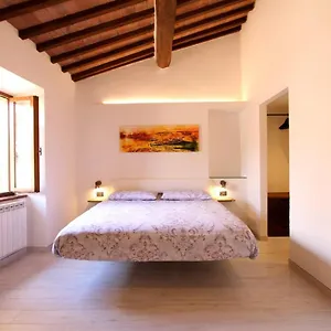 https://la-casa-nel-borgo.it-tuscanyhotel.com