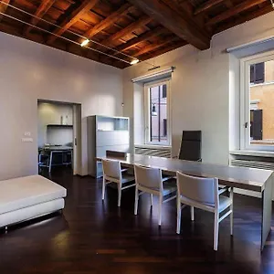 Easy Holidays - Campo De' Fiori Apartamento