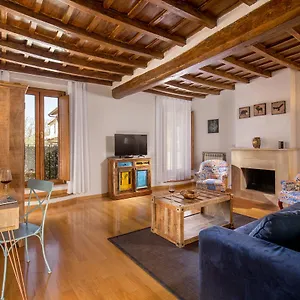 Holiday home Mytale Luxury Navona