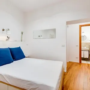 Apartment Lovely And Modern Nest Near The Colosseum