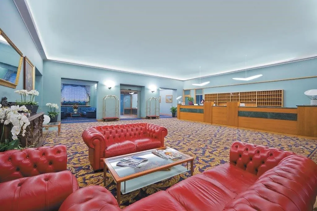 Ele Green Park Hotel Pamphili Roma 4*,